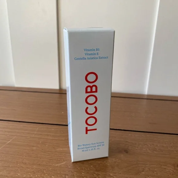 TOCOBO Bio Watery Sun Screen SPF 50 - Picture 3 of 4